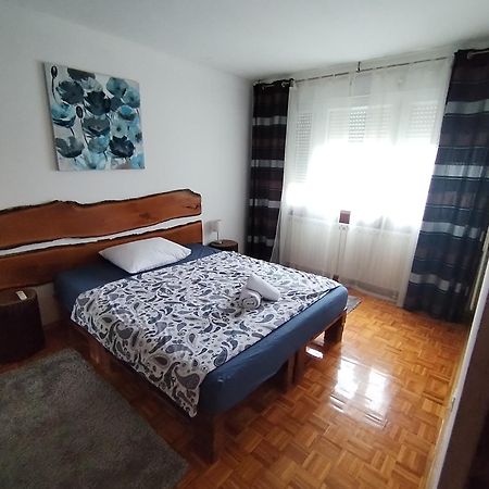 Apartman Stonewood West Загреб Екстер'єр фото
