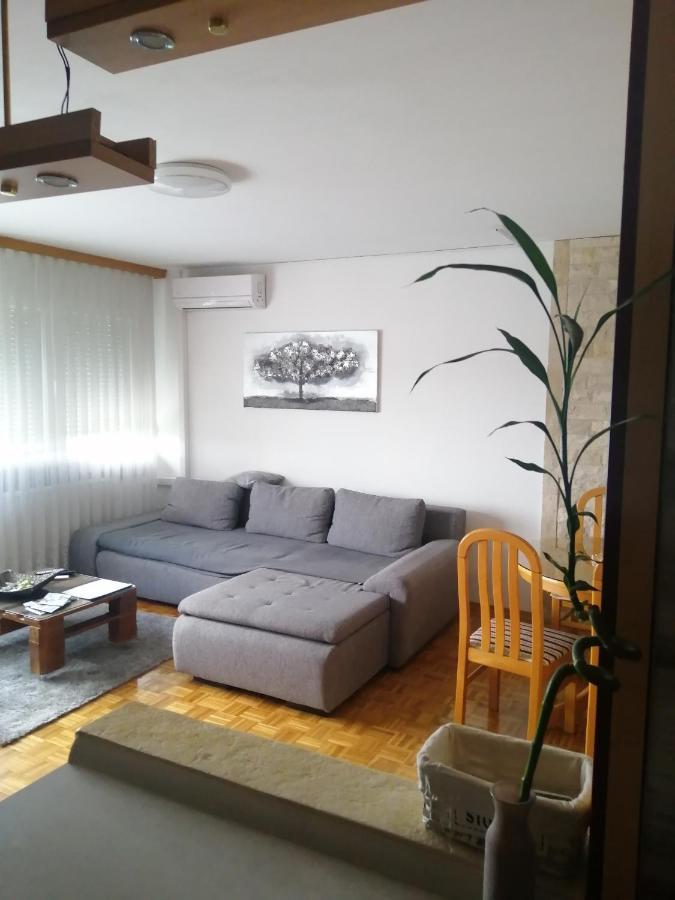 Apartman Stonewood West Загреб Екстер'єр фото